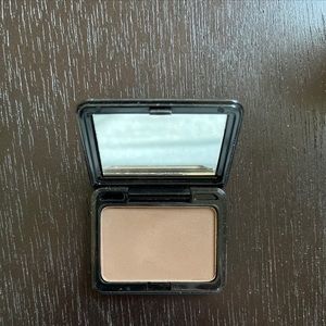 NWOB Elizabeth Arden Eyeshadow: Teak 06 3.3g